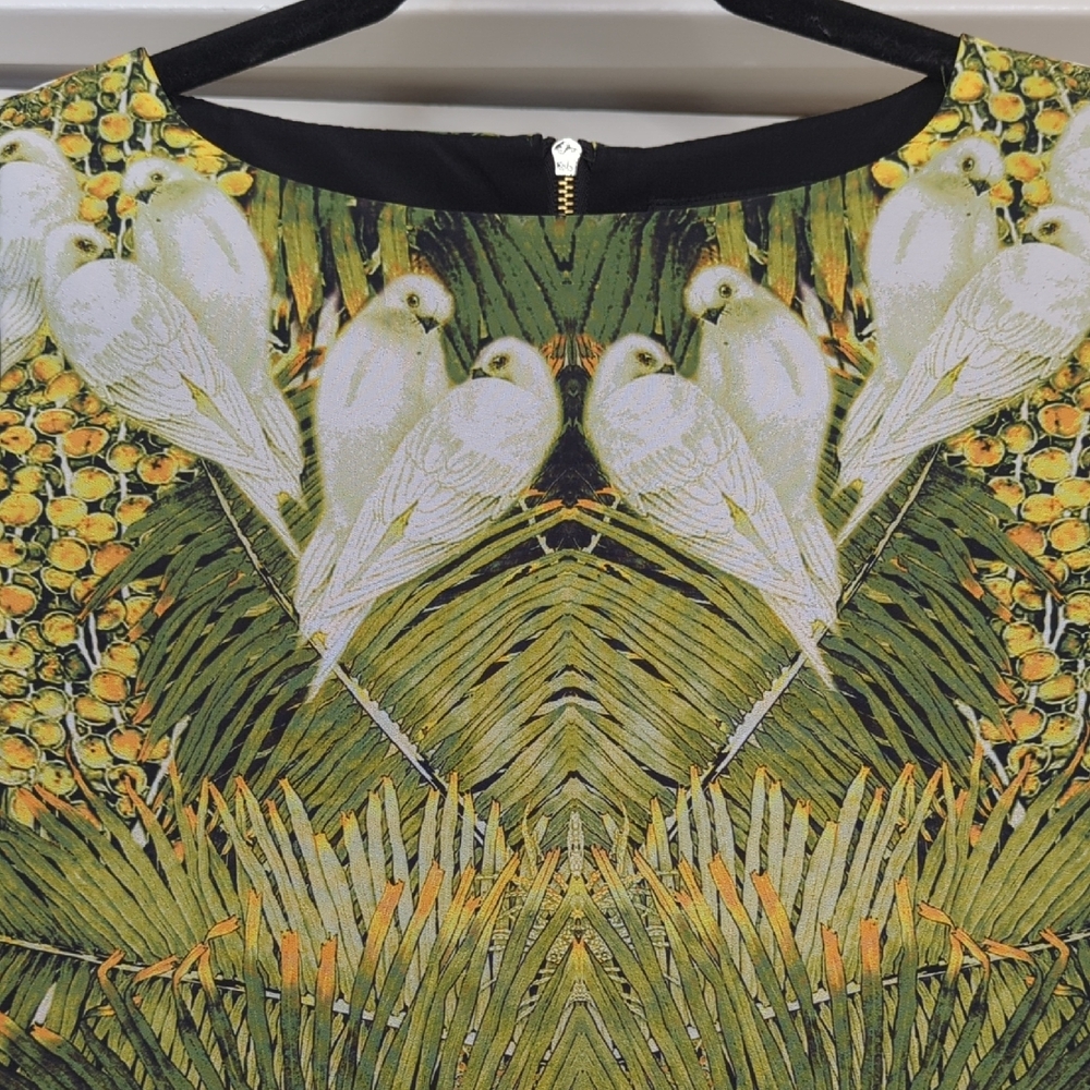 Like New Ted Baker Dondri Tropical Dove Printed Shift Short Dress - Picture 6 of 8
